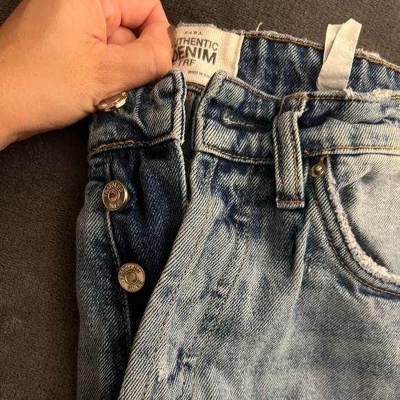 Zara Authentic Denim Cropped jeans - Picture 3 of 3